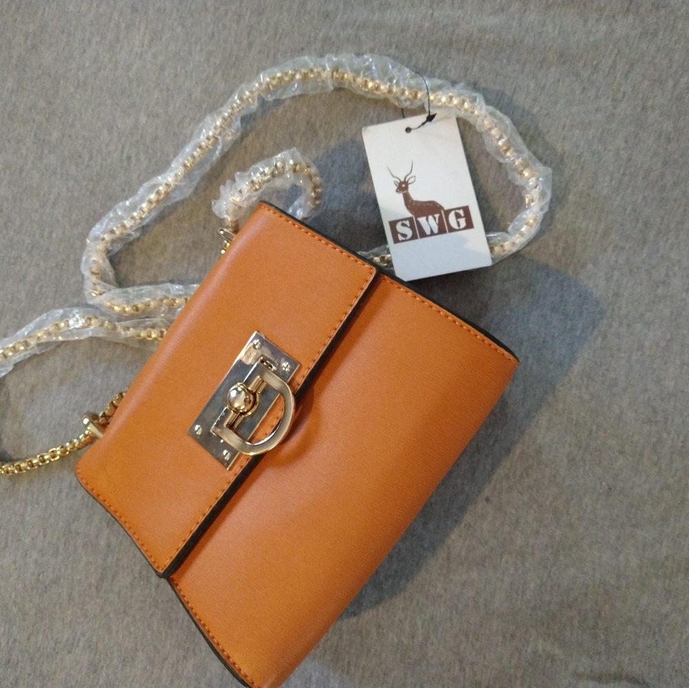 Hand bag